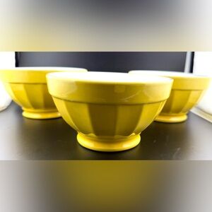 3 Saturnia, yellow & white “Napoli” bowls. 5.25”x3” Italy 🇮🇹